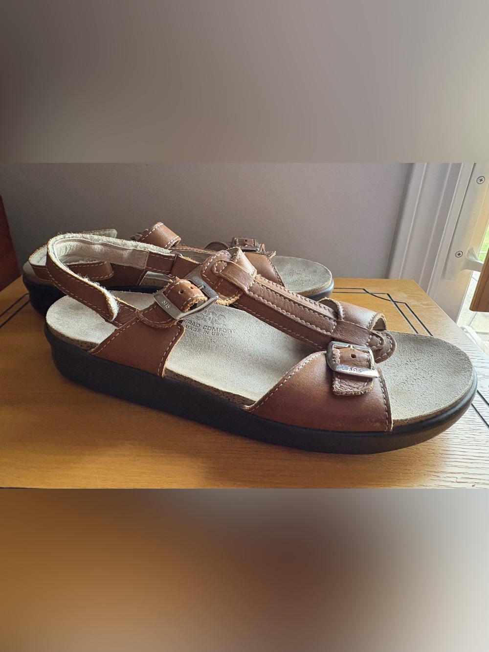 SAS Brown Leather T-Strap Sandals - Picture 7 of 11
